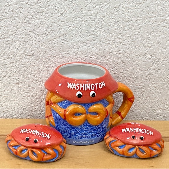 The Crab Pot Washington Mug Salt and Pepper Shaker Set - Picture 1 of 14